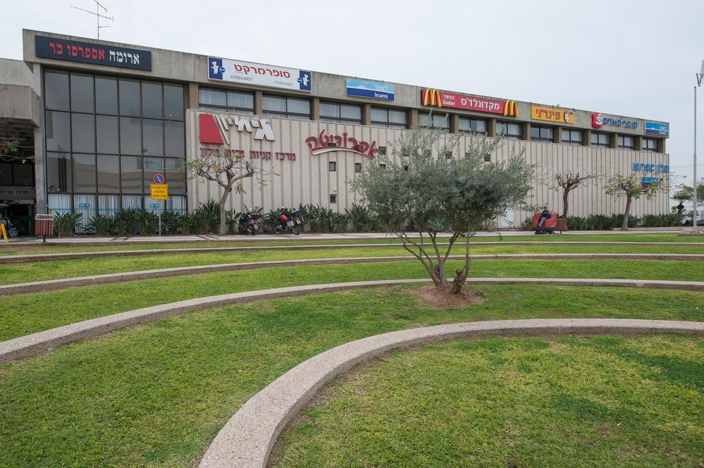 Apropo Hotel Ramat Gan Exterior photo